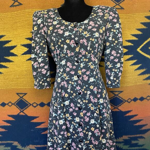 Paquette Too Dresses & Skirts - Vintage Paquette Too Black Floral Midi Button Up Dress. Rayon. USA. Size 8! Boho